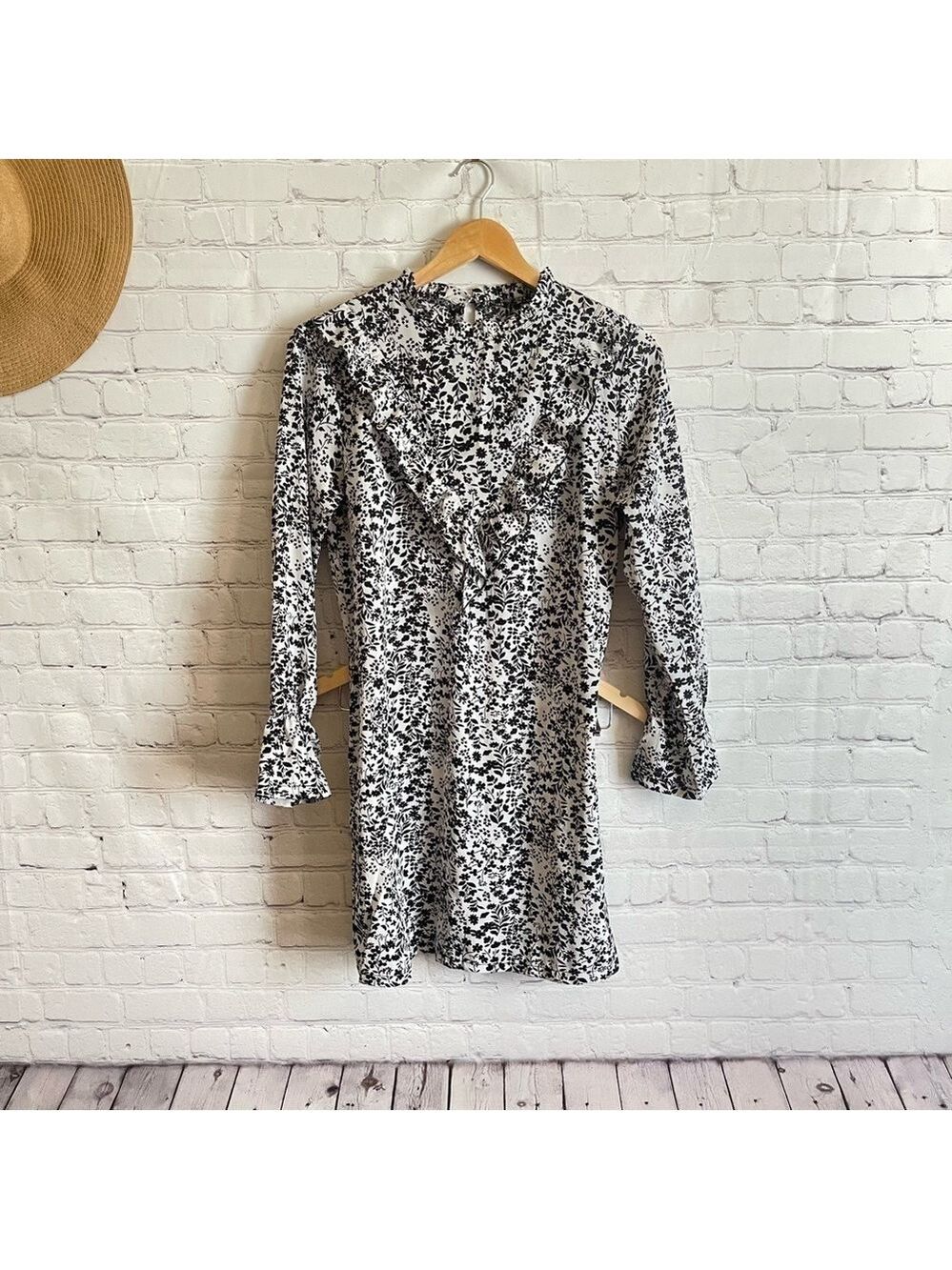 Ditsy Floral Print Dress